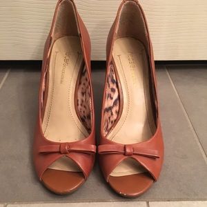 Brown Leather BCBG Wedges Sz 6.5